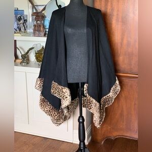 Vintage Linda‎ Bach Black Cape Animal Print Apparel